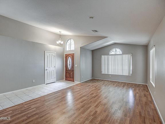 5th image of 163 N ALBERT Drive