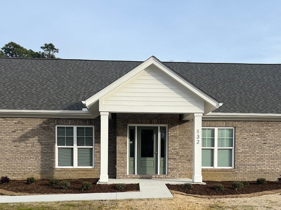 1st image of 132 Hargrove Dr