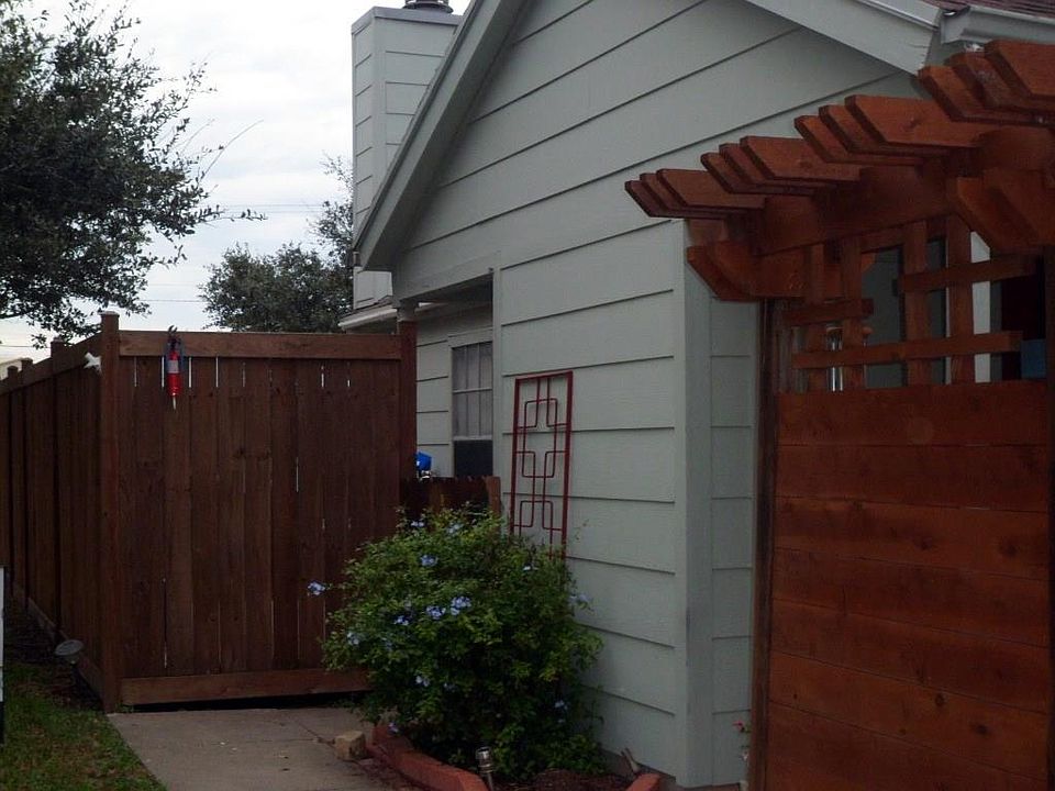 1st image of 7202 Mansions Dr #H
