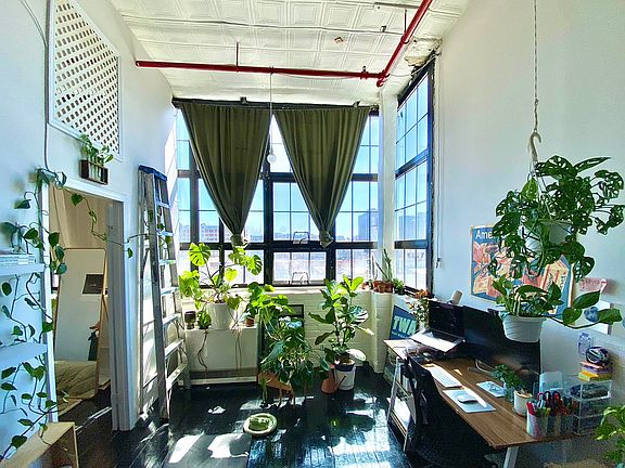 4th image of 248 McKibben St APT 4N