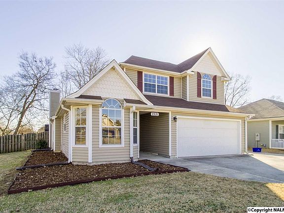 2nd image of 2531 Bonnie Oaks Dr SW