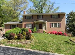 5126 Cave Spring Ln, Roanoke, VA 24018