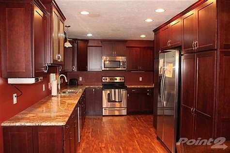 5th image of 4345 Fox Hills Dr
