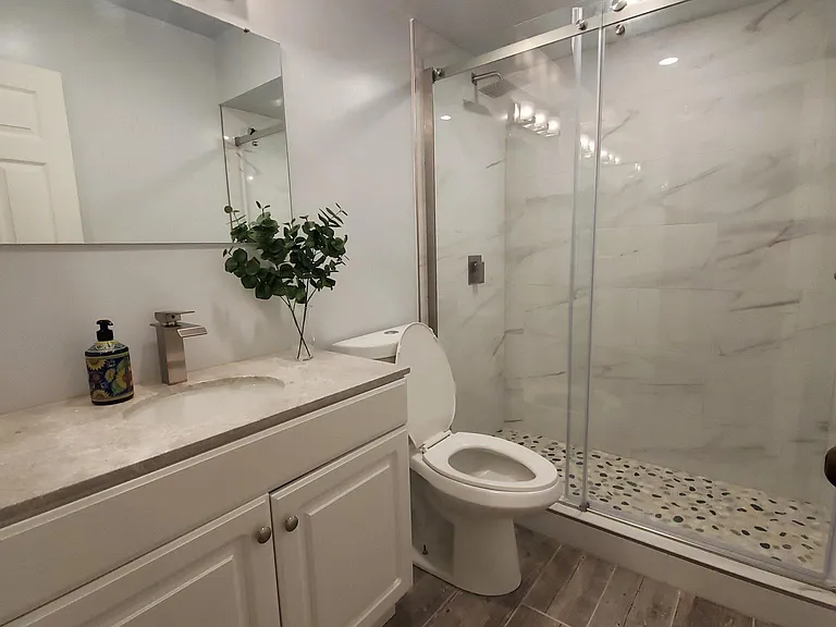 1023 Potomac St NW — Photo 10