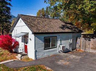 96 4th St, Ponderay, ID 83852