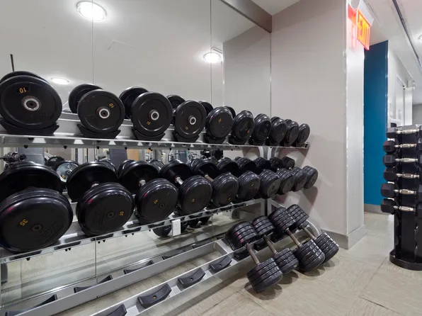 225 Rector Place image 10 of 13