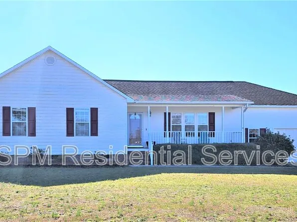 2922 Sloop Point Loop Rd, Hampstead, NC 28443