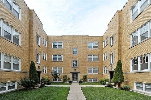 1st image of 6050 N Francisco Ave APT Ge