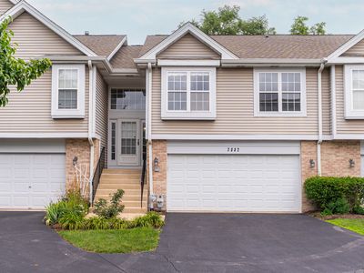 2332 Old George Way, Downers Grove, IL, 60515