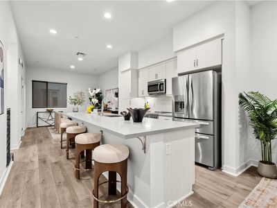 255 Elm Ave, Long Beach, CA, 90802