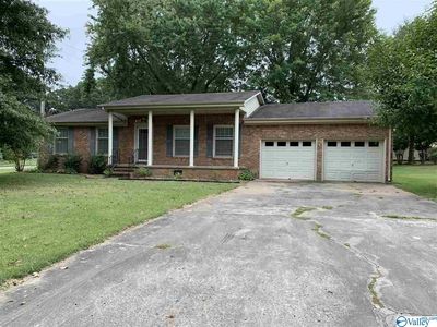 1201 Gale Ln, Athens, AL, 35611