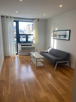 Rented by Grand Group Realty | media 1