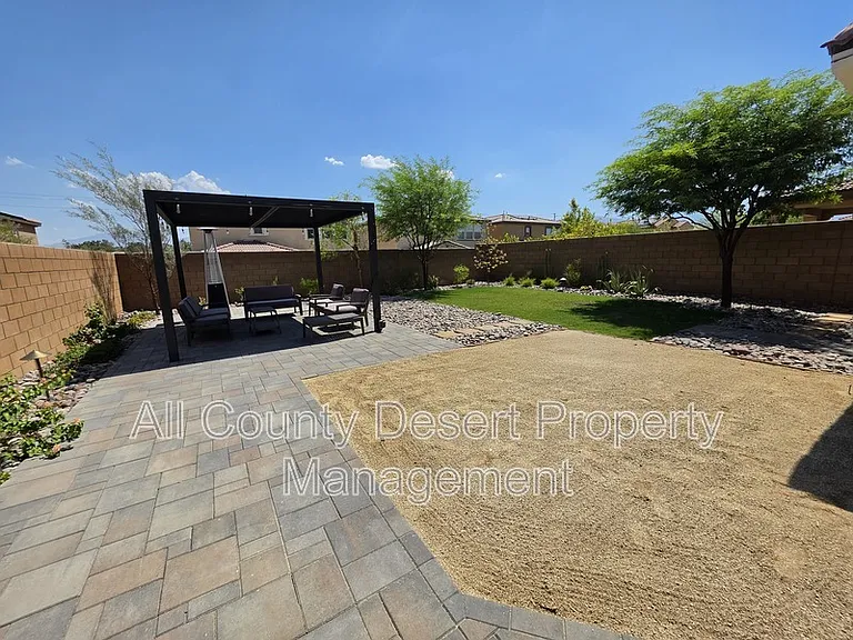 73533 Granita Dr — Photo 32