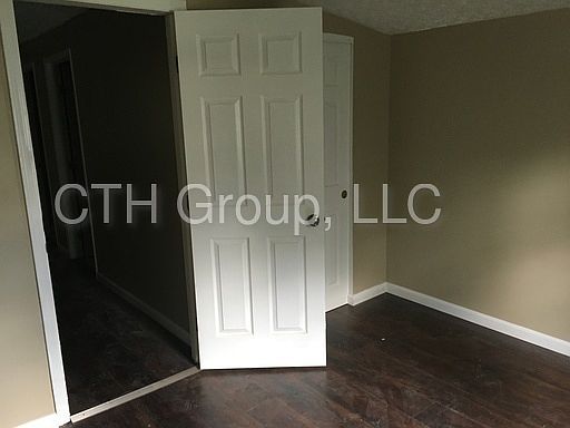 3rd image of 1585 Minnesota Ave