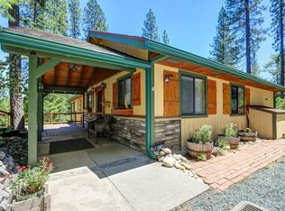 13529 Saffron Dr, Grass Valley, CA 95945