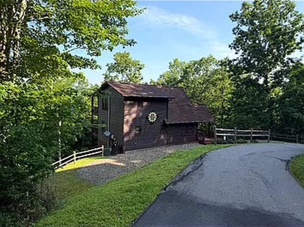 198 Monarch Butterfly Trl, Murphy, NC 28906