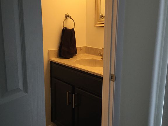 1/2 bath