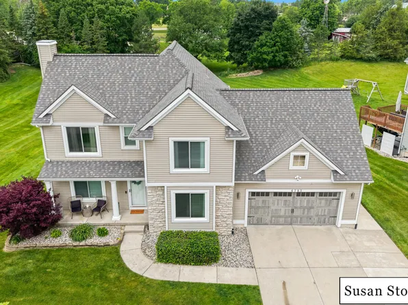 6793 Avalon Dr SE, Caledonia, MI 49316