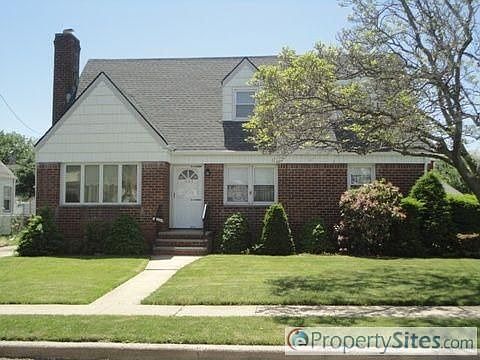 2nd image of 1065 N 6th St