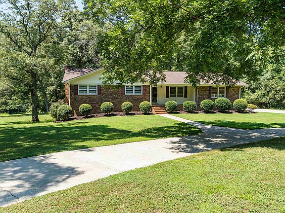 2nd image of 151 Hillandale Ln