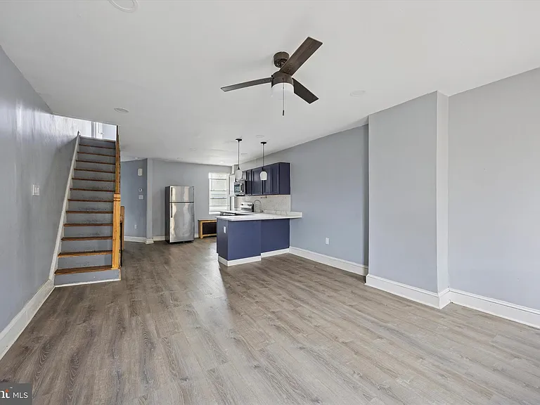 4928 W Thompson St #2 — Photo 4