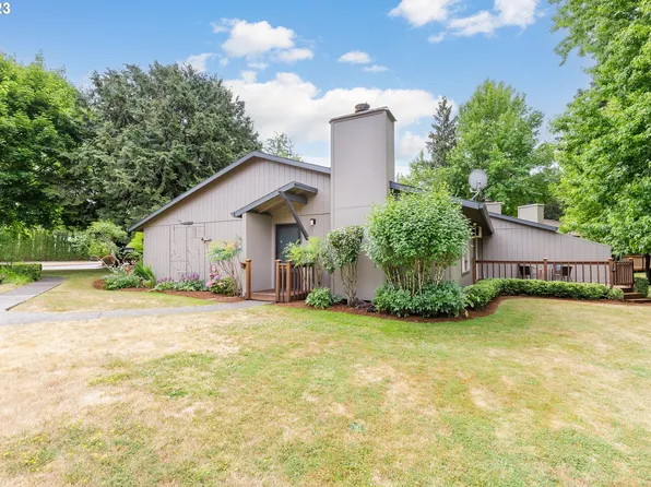 2935 NE 13th St, Gresham, OR 97030