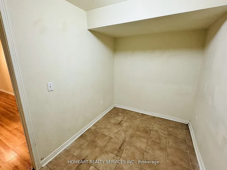 81 Emery Hill Blvd — Photo 42