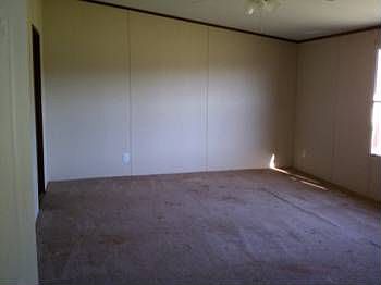 5th image of 125 Cedar Creek Dr