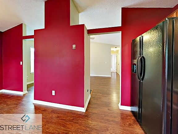 5th image of 6020 Park Wood Ct