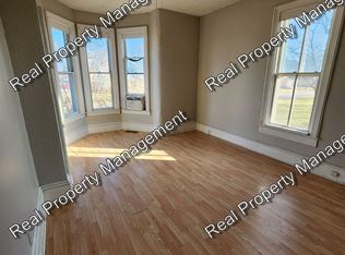 933 E Joliet St APT 2, Crown Point, IN 46307