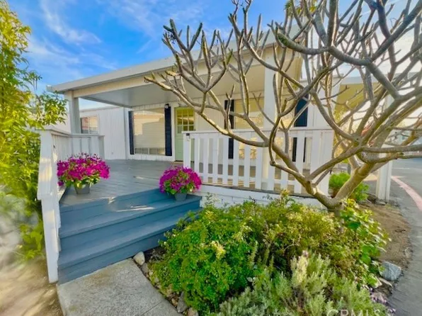 242 Lexington Cir, Newport Beach, CA 92660