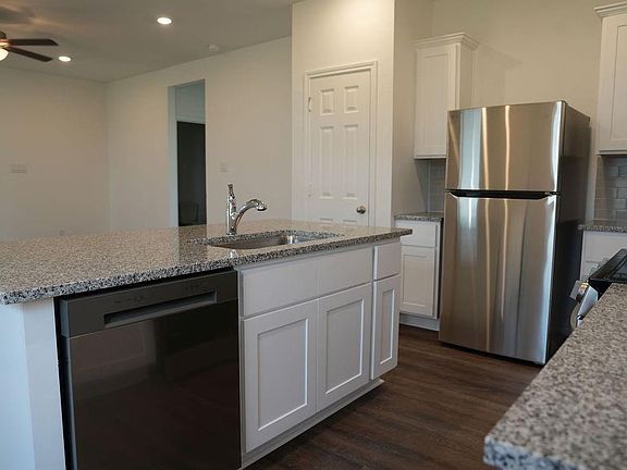 4th image of 10699 Crockett Meadows Blvd