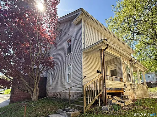 33 Olive St Photo 1