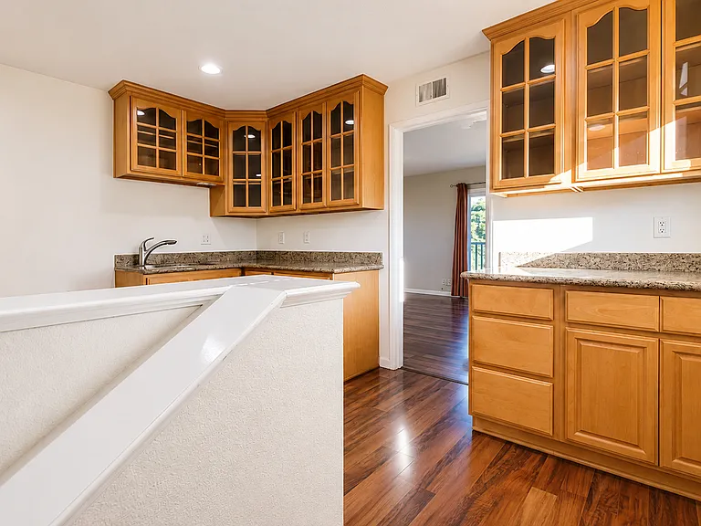 2132 Forbes Ave — Photo 31