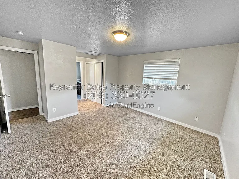 5603 W Centerbrook Dr — Photo 11