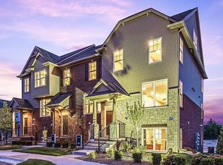 2797 Hartwick Dr, Rochester Hills, MI 48307