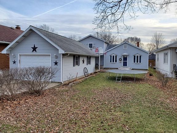 2nd image of 715 E Norris Dr