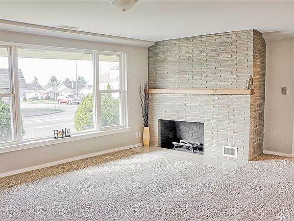 3rd image of 5901 Yakima Ave