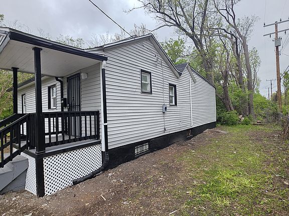 3rd image of 8408 Mettetal St