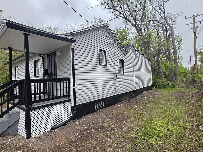 8408 Mettetal St — Photo 3