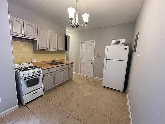 2nd image of 24-21 29th St #1F