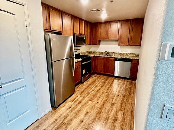 2nd image of 1505 Sheryl Ln #105