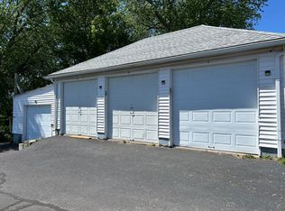 138 Kenyon Ave #&-2, Pawtucket, RI 02861