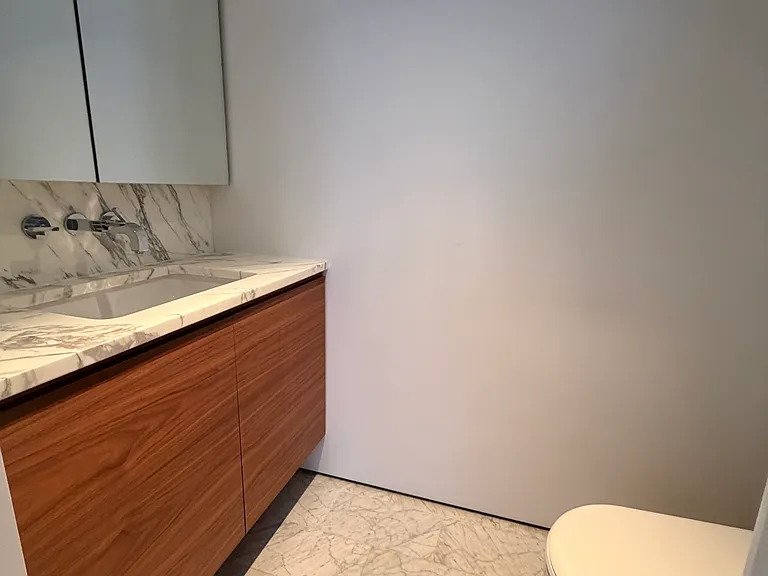 369 Bleecker St #PENTHOUSE — Photo 14