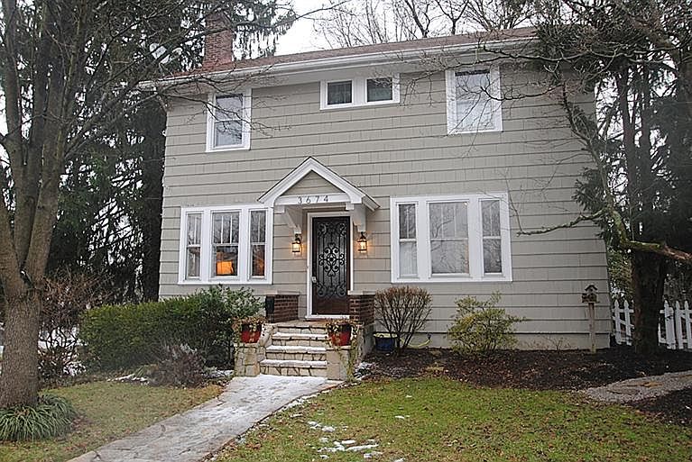1st image of 3674 Bellecrest Ave