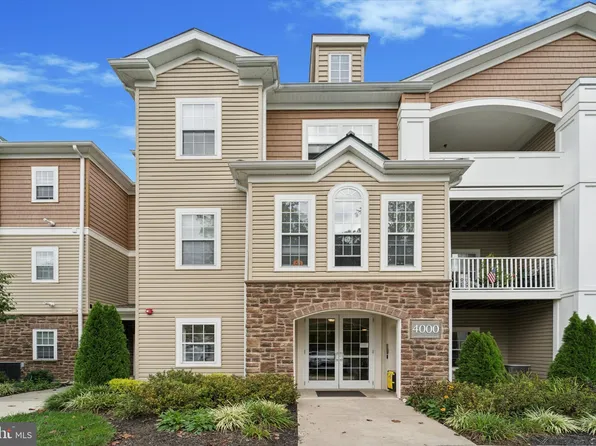 4000 Village Way #4204, Boothwyn, PA 19061