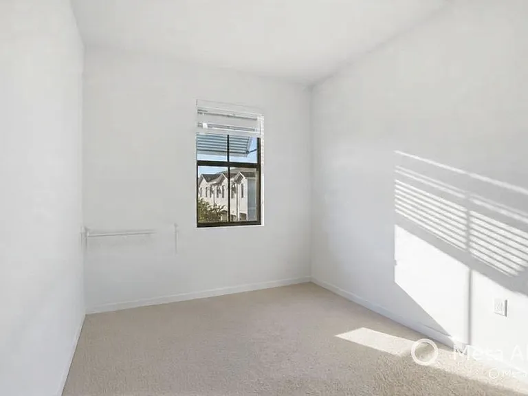 816 NW 3rd Ter #818 — Photo 22
