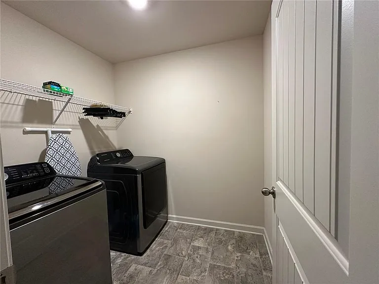 5216 Barberry Ave — Photo 6
