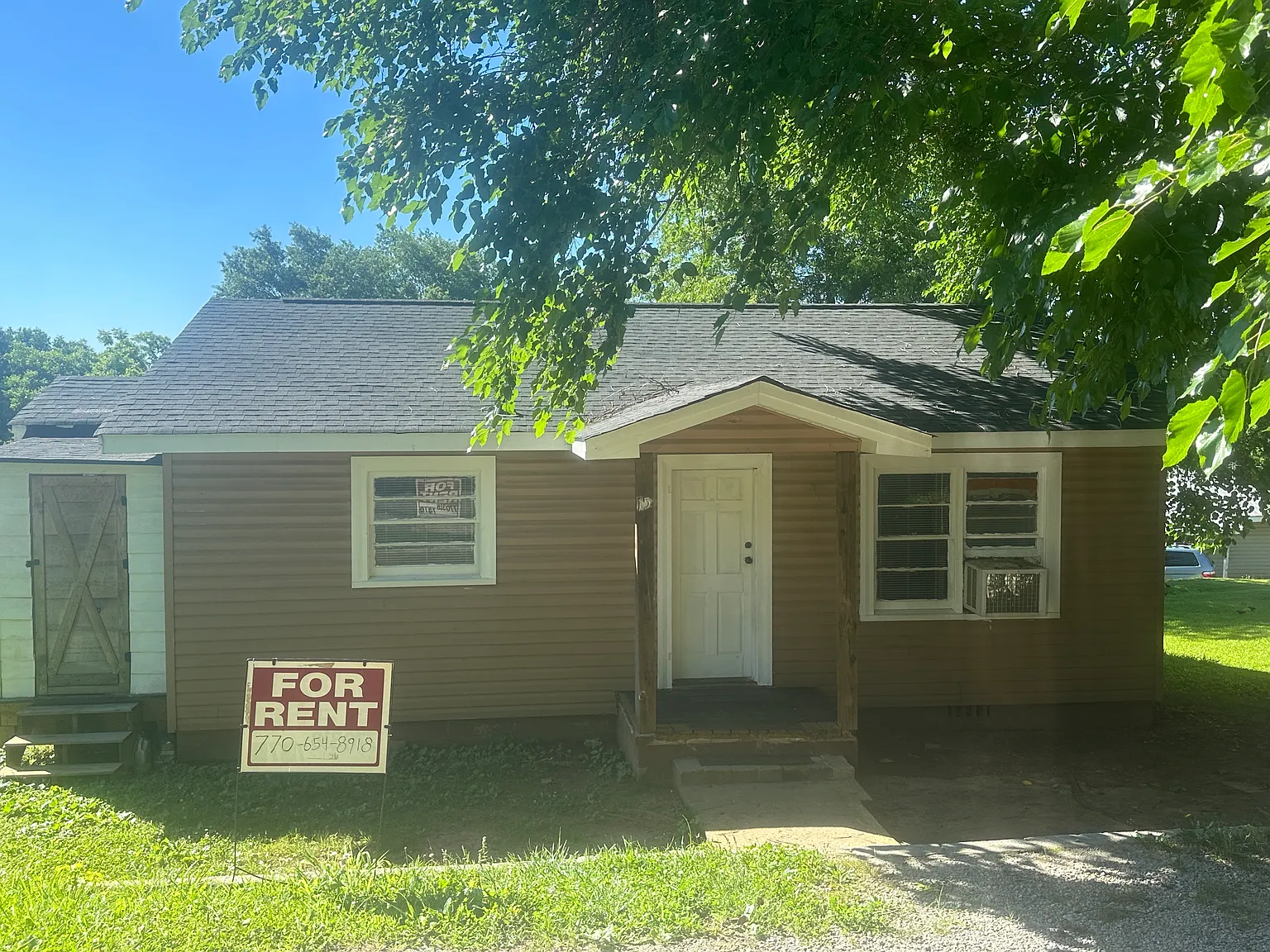 15 Hilltop St — Photo 1