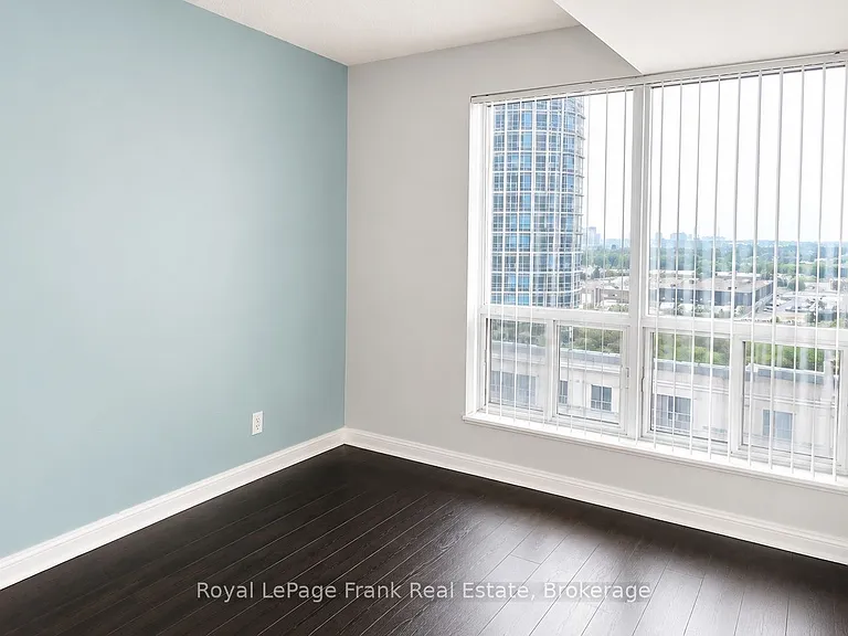 1 Lee Centre Dr #1002 — Photo 19
